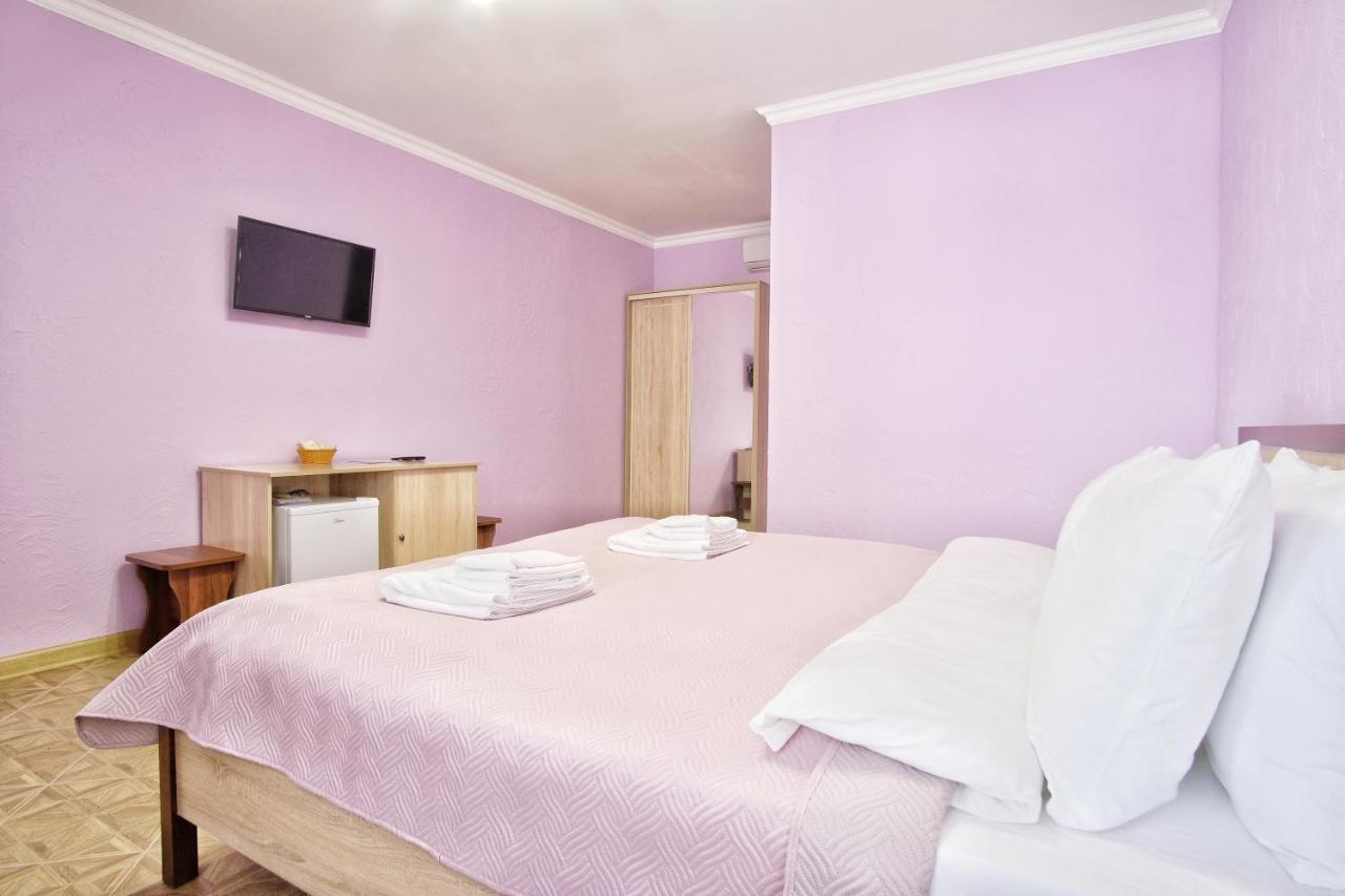 Парк-Отель Лето Soukhoumi Extérieur photo